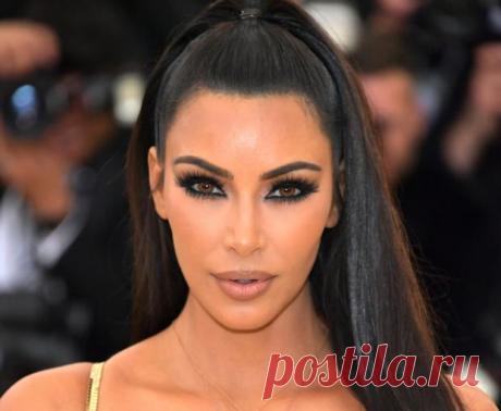 Ким Кардашьян с сыном: телезвезда поделилась милыми фото в день рождения Сейнта Уэста