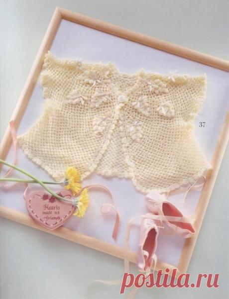 Вяжем болеро для девочки. Как связать болеро крючком Как связать болеро для девочки крючком. Вяжем крючком болеро по схеме с описанием. Урок вязания детского болеро крючком.