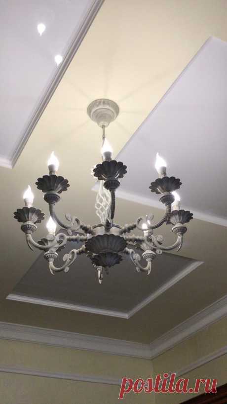 Молочная люстра на 8 рожков (патина с золотом) в Алматы - люстры Молочная люстра на 8 рожков (патина с золотом) - бесплатная доставка по Алматы. Молочная люстра на 8 рожков (патина с золотом) - "SvetAlmaty.kz": ☎ +7 (707) 829-25-55 Отдел по работе с клиентами