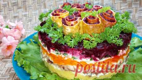 Салат " Селедку под шубой" готовлю на каждый новый год .Вкусная закуска на праздничный стол, которую сметают со стола первой. Салат " Селедка под шубой"
Видео на Ютуб - https://youtu.be/JvS4DYap5aE
Рецепт:
Картофель вареный 2шт.
Майонез (по вкусу)
Лук репчатый 1шт.
Селедка…