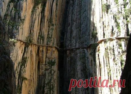 Королевская тропинка – самая опасная в мире дорога