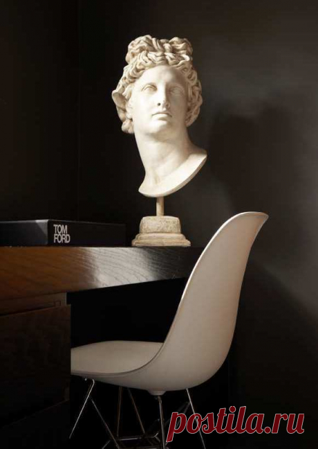 Аполлон в интерьере от дизайнера Грега Наталя (Greg Natale)
Фото: Anson Smart 
Интерьерная скульптура в Санкт-Петербурге
https://vk.com/sculpture_na_zakaz_spb
#скульптураспб #бюстспб #аполлон #декорспб #дизайнспб #дизайн #интерьерспб #интерьер