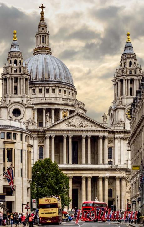 Shadow of the Cross сохранил(а) Пин на доску Cathedrals and Churches.
St. Pauls Cathedral, City of London. Roan : Photo
| Pinterest • Всемирный каталог идей