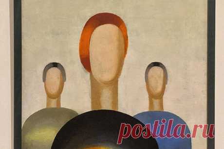 Поврежденную картину ученицы Малевича восстановили. В Ельцин Центре восстановили картину ученицы Казимира Малевича Анны Лепорской «Три фигуры». Работу, ранее поврежденную охранником центра, отреставрировали. Историю с пририсованными к полотну глазами исполнительный директор Ельцин Центра Александр Дроздов назвал серьезным репутационным риском.