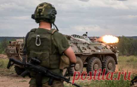 Семьи погибших в СВО добровольцев будут получать удостоверение, подтверждающее льготы. Выдавать документ будут военкоматы регионов по месту постановки добровольца на воинский учет или по месту жительства, для этого родственнику надо будет подать заявление