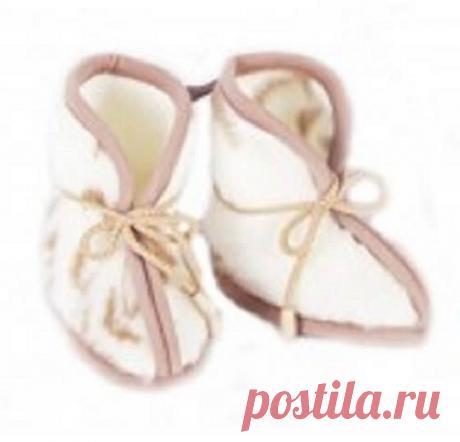 Пинетки из шерсти ОЛИВА. Удобные, мягкие, тёплые пинетки из шерсти для ребёнка
100% шерсть австралийского МЕРИНОСА
Стандартный размер по длине подошвы 10 см. Под заказ – любой размер