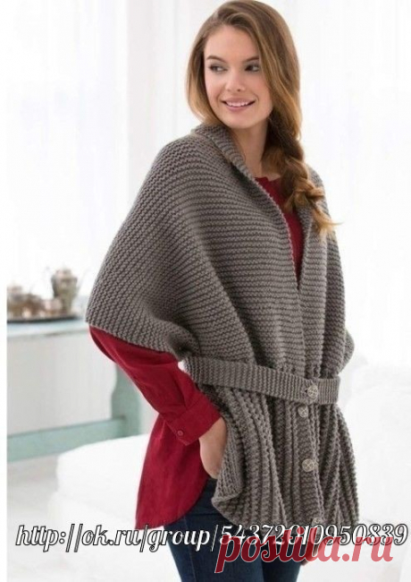 Шарф-безрукавка
Размеры: 51 х 157,5 см. 
Материалы: 
3 мотка типа RED HEART® With Love® 1401 Pewter Art. E400 (однотонные (338 м/198 г) и разноцветные (211 м/141 г) мотки). 
Спицы: 5 и 5,5 мм. 
Сантиметр, маркеры, 4 пуговицы диаметром 22 мм, игла для пряжи. 
Платочная вязка: лиц. р. и изн. р. – лиц. п. 
Плотность вязания: 
на спицах меньшего размера: 14 п. = 10 см платочной вязкой. 
Особая вязка 
лицевая за переднюю, затем за заднюю стенку одной и той же петли – приб...