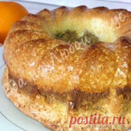 Сладкий пирог на скорую руку к чаю! Очень вкусный и простой в приготовлении сладкий пирог, готовится в духовке с добавлением халвы! Очень мягкий и рассыпчатый, с вкусной прослойкой и хрустящим верхом. Ваши близкие точно оценят, обязател...