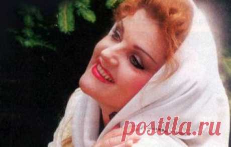 Как сложилась жизнь Надежды Чепраги В семидесятых-восьмидесятых годах прошлого века главной конкуренткой певицы Софии Ротару была Надежда Чепрага.