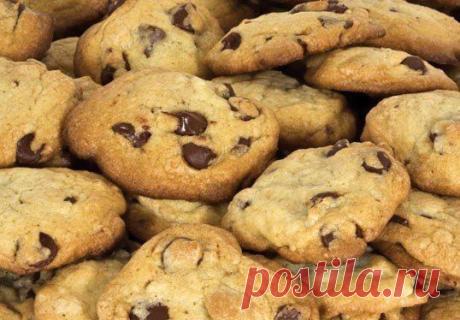 Печенье с шоколадными кусочками