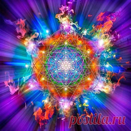 "If you want to find the secrets of the universe, think in terms of energy, frequency and vibration." ~
"Если вы хотите найти секреты вселенной, думайте, с точки зрения энергии, частоты и вибрации."