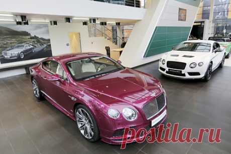 Россияне купили рекордное число Rolls-Royce. Россияне приобрели рекордное число автомобилей Rolls-Royce за год. По итогам 2021-го автопроизводитель установил рекорд продаж на глобальном и российском рынках, об этом говорится в заявлении компании. Прирост составил 49 процентов по сравнению с аналогичным периодом 2020 года.