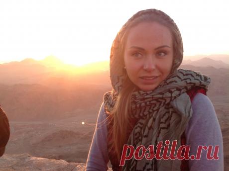 Но не менее яркое впечатление меня ждало впереди. У меня была еще одна мечта — подняться на вершину горы Синай, где Господь говорил с Моисеем. Хотелось прочувствовать всю глубину тех далеких событий.
Хочу лишь добавить! Не бойтесь мечтать! Мечты сбываются!!