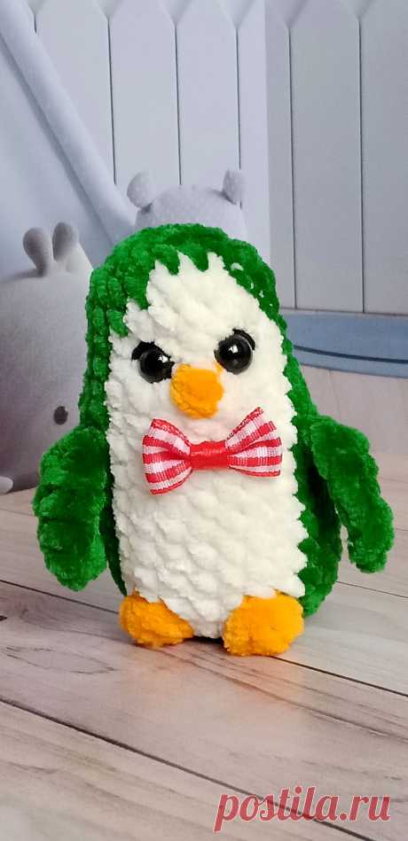 PDF Пингвинята крючком. FREE crochet pattern; Аmigurumi toy patterns. Амигуруми схемы и описания на русском. Вязаные игрушки и поделки своими руками #amimore - плюшевый пингвин, маленькие пингвинята из плюшевой пряжи, пингвинчик, пингвинёнок.