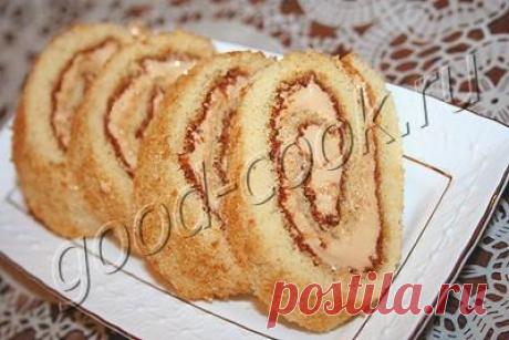 Медовый рулет с кремом из вареного сгущенного молока, рецепт приготовления