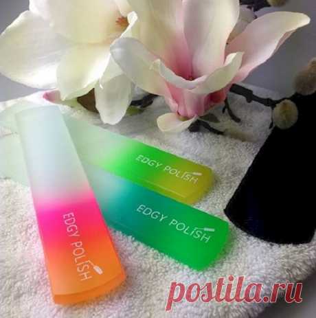 11 трюков для быстрого домашнего маникюра! Как жаль, что они не попались мне раньше… Чтобы сделать красивый и простой маникюр дома, не нужно тратить много времени и усилий. Редакция убеждена: это под силу всем. Главное — подойти...
