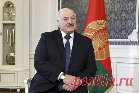 Лукашенко отправится в Китай. Белорусский президент Александр Лукашенко решил поехать в Китай. Он совершит госвизит в КНР в период с 28 февраля по 2 марта. Уточняется, что во время поездки Лукашенко должен проговорить с китайскими властями ряд вопросов касательно обеих стран. Помимо этого, он затронет международную проблематику.