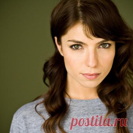 Анджела Тримбур, 19 июля, 1981