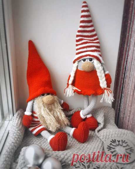 PDF Скандинавские Гномы крючком. FREE crochet pattern; Аmigurumi doll patterns. Амигуруми схемы и описания на русском. Вязаные игрушки и поделки своими руками #amimore - большой гном, гномик, кукла, куколка.