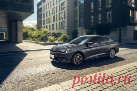 Новый лифтбек «Москвич-6» будет стоить от 2,3 млн рублей. Поставки автомобиля в дилерские центры начнутся в ближайшее время.