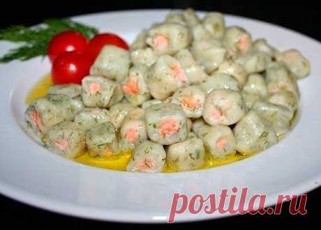 Лучшие кулинарные рецепты: Картофельные клёцки с форелью и укропом