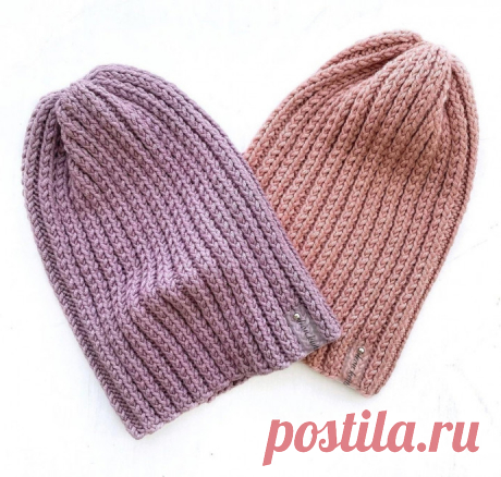 Шапочка со скрещенными петлями Нам понадобится: пряжа меринос Lana Gatto Maxi Soft 50гр/90м 2 мотка︎ круговые спицы N3.5 длиной 40сми 80-100см (для вязания макушки способом Magic loop) или чулочные спицы N3.5︎ маркер для отметки начала ряда трикотажная игла⠀Вяжем в 1 нить. Для размера 54-56 на круговые спицы...