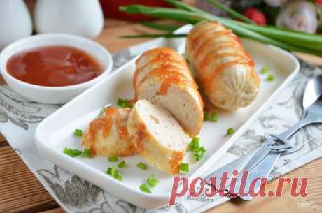 Домашние сосиски с курицей
на 100грамм - 119.2 ккал Б/Ж/У - 21.59/3.15/0.98
Ингредиенты:
Куриное филе — 500 г
Яйцо — 1 шт.
Масло сливочное — 50 г
Молоко — 100 мл
Соль — по вкусу
Перец черный молотый — 2 щепотки
Паприка молотая — 0,5 ч. л.
Кориандр — 0,5 ч. л.
Приготовление:
1. Подготовьте продукты для сосисок. Вымойте тщательно мясо.
2. Порежьте мясо на кусочки и пропустите через мясорубку или измельчитель. В процессе добавьте кусочек масла и продолжите перемешивание ...