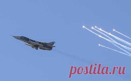 Минобороны сообщило о сбитых украинских самолетах Су-24 и Су-25. Авиация ВКС России сбила в районе села Михайловка в ДНР украинский самолет Су-24, а вблизи поселка Кураховка — вертолет Ми-8, сообщило Минобороны России.