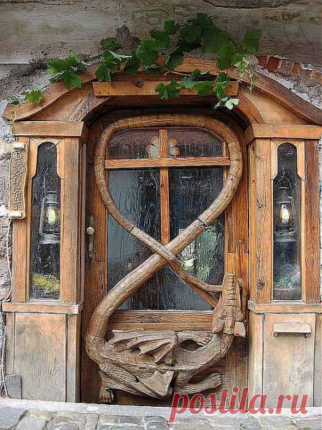 20 Antique Metal and Wood Exterior Doors Bringing Charm of Unique Vin…