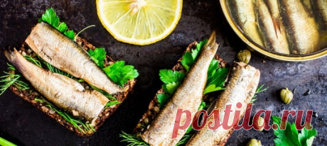 Винегрет, макароны по-флотски, трубочки с варёной сгущёнкой и другие блюда, вызывающие ностальгию.