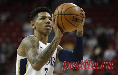 НБА дисквалифицировала игрока "Нью-Орлеана" Лозаду на 25 матчей за допинг. В пробе 22-летнего бразильца обнаружили следы дростанолона