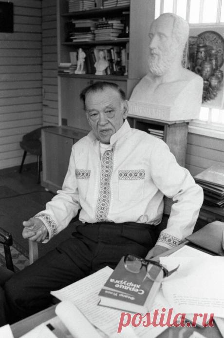 Как доктор Углов с кефиром боролся и никогда не приносил домой грязь с работы | Новый очаг | Дзен