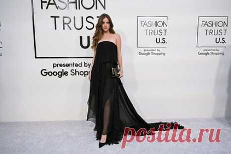 «Ангел» Victoria's Secret вышла в свет в полупрозрачном платье