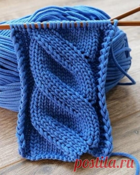 Интересный узор "Ложная коса"
#узор_спицами@knit_man, #ложная_коса@knit_man
схема
Источник: https://prjaga.ru/uzory-vyazaniya/spicami/lozhnaya-kos..