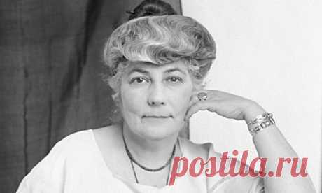 Предсмертное пророчество Елены Рерих заставило Ангелу Меркель пить успокоительное Эзотерический философ Елена Рерих, как известно, обладала незаурядным даром предвидеть будущее. В своей «Живой этике» она посредством образов рассказывала о том, что ждет человечество. Некоторые из ее…