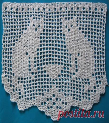 (35) Filet crochet cat lace from The Chicken & Hen Gift Shop. | CORTINAS DE CROCHET