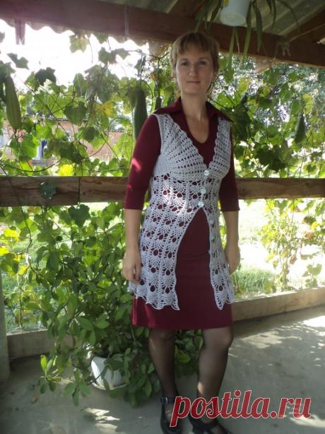 Жилетка крючком.