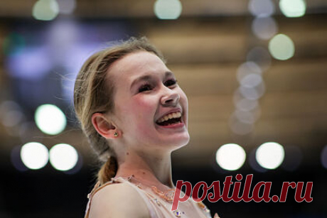 Бывшая российская фигуристка рассказала о косых взглядах после смены гражданства. Бывшая российская фигуристка Екатерина Куракова описала переход под флаг Польши. Сменившая гражданство спортсменка заявила, что ее появление в польской сборной встретили неоднозначно. Одни фигуристы порадовались ей, другие смотрели косо, подозревая, что она станет для них серьезной конкуренткой.