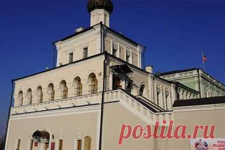 В Казани представят украшения из фондов Российского этнографического музея. В Музее истории государственности татарского народа и Республики Татарстан откроется выставка женских украшений из фондов Российского этнографического музея. В общей сложности на выставке представят 179 различных предметов, среди которых перстни, браслеты, шейно-нагрудные украшения и амулеты-обереги.