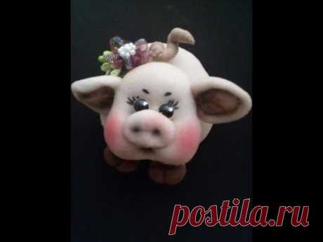 Магнит на холодильник ХРЮШКА