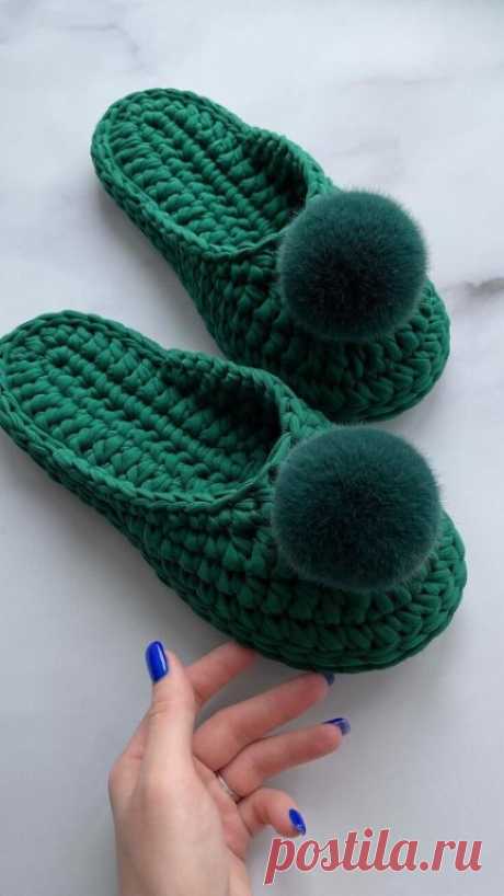 Вязаные тапочки: вдохновляемся идеями!
А вы тапочки вяжете?