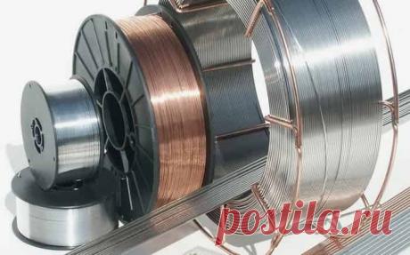 При выборе типа сварочной проволоки важно учитывать условия, в которых будет производиться сварка, и требования к качеству сварных соединений. Омеднённая