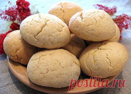 Печенье  с  майонезом | Друг пенсионера
7 ст. ложек маргарина размять, добавить 0,5 стакана сахара и 0,5 стакана майонеза.