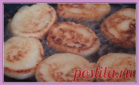 7 важных лайфхаков при приготовлении вкуснейших сырников или оладьев из творога. Начали они у меня получаться именно с этого рецепта.