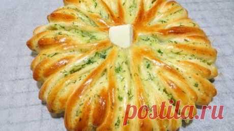 Делаем 16 надрезов и разворачиваем каждый лепесток! Рецепт самой красивой лепешки с начинкой
