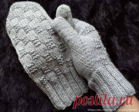 Красивые варежки с анатомическим пальцем вязать спицами.
