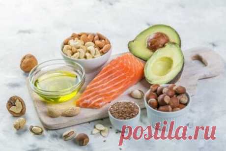 Как избавиться от целлюлита при помощи диеты и здорового образа жизни Целлюлит — это проблема многих женщин, доставляющая немало переживаний. Медики склонны считать его обычным биологическим процессом, который можно и нужно контролировать, в том числе и с помощью специальной диеты. Как это сделать, рассказывает врач-диетолог. Откуда берется целлюлит и как он связан с питанием. Целлюлит представляет собой неравномерное разрастание подкожно-жировой клетчатки в области нижней...