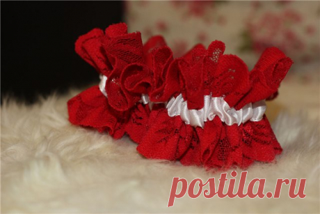 Свадебная подвязка. Бросание подвязки. | Ведущие в Донецке. SmileGroup