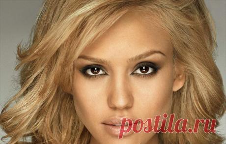 Цвет бровей и волос: видео-инструкция по окрашиванию своими руками, особенности сочетания с черными, темными, рыжими, белыми локонами, можно ли красить краской, цена, фото