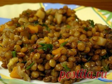 Рождественский пост: лучшие постные рецепты с фото Во время поста необходимо соблюдать определенные ограничения, но это не значит, что в этот период нельзя побаловать себя вкусными и сытными блюдами. Разнообразьте свой рацион питания при помощи лучших постных рецептов.